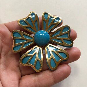 Vintage Enamel Flower Brooch Retro Jewelry Fashion Accessory 60s 70s Mod